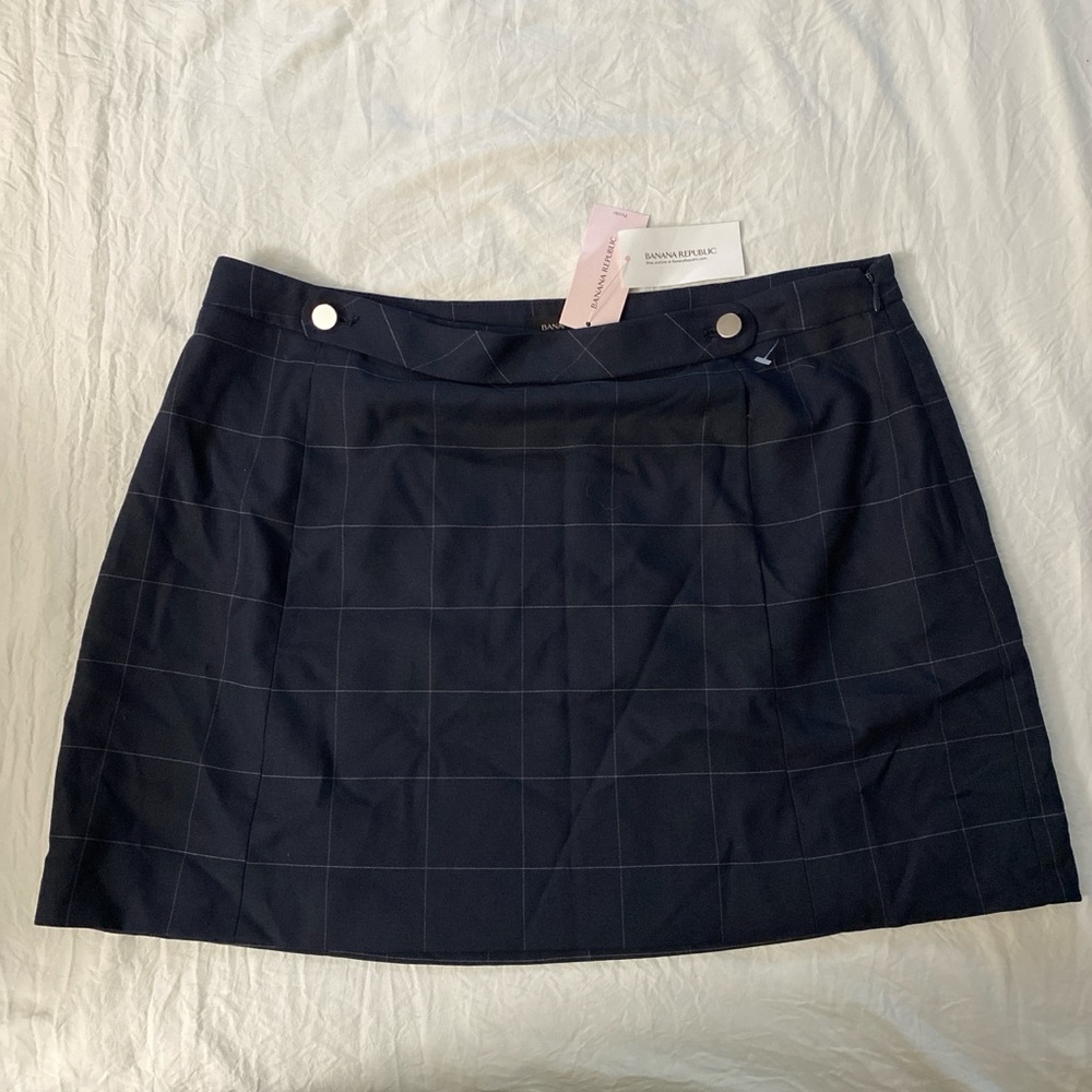 Banana Republic Black Mini Pencil Skirt Casual